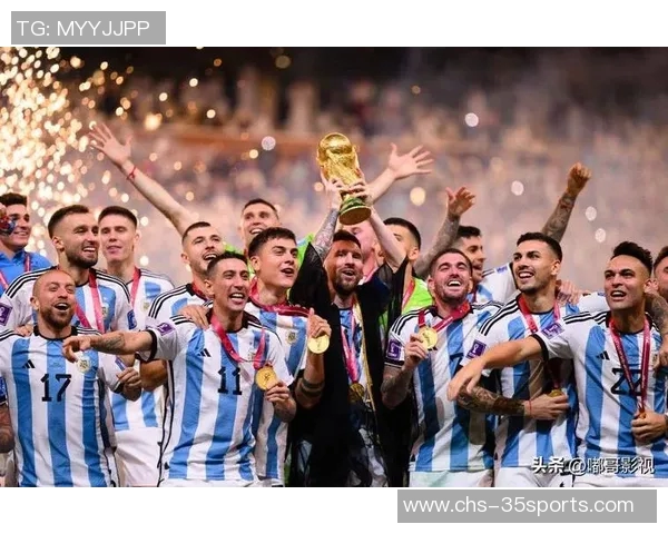 C罗与梅西的巅峰对决谁能称霸足球界的传奇之战